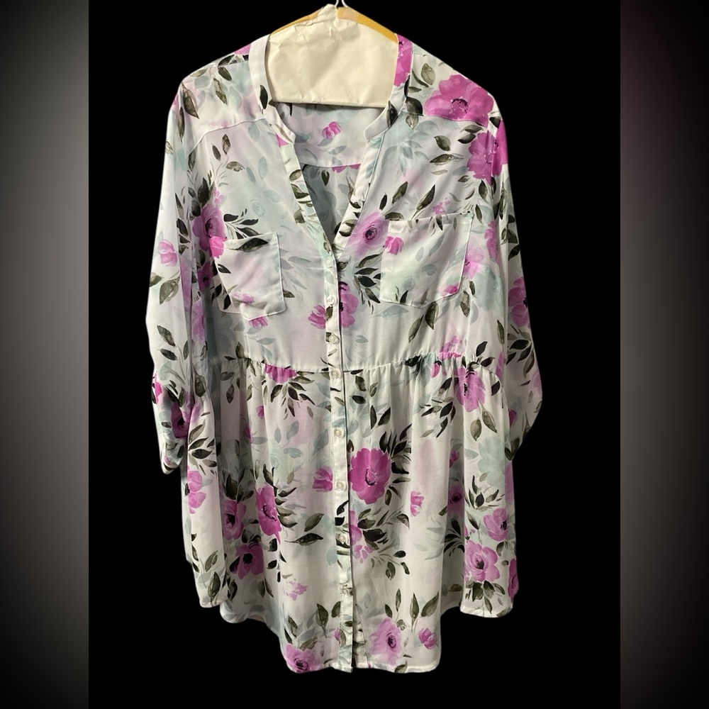 TORRID Floral Babydoll Tunic Top Size 3X Romantic Bloomcore Button Up Emma Shirt